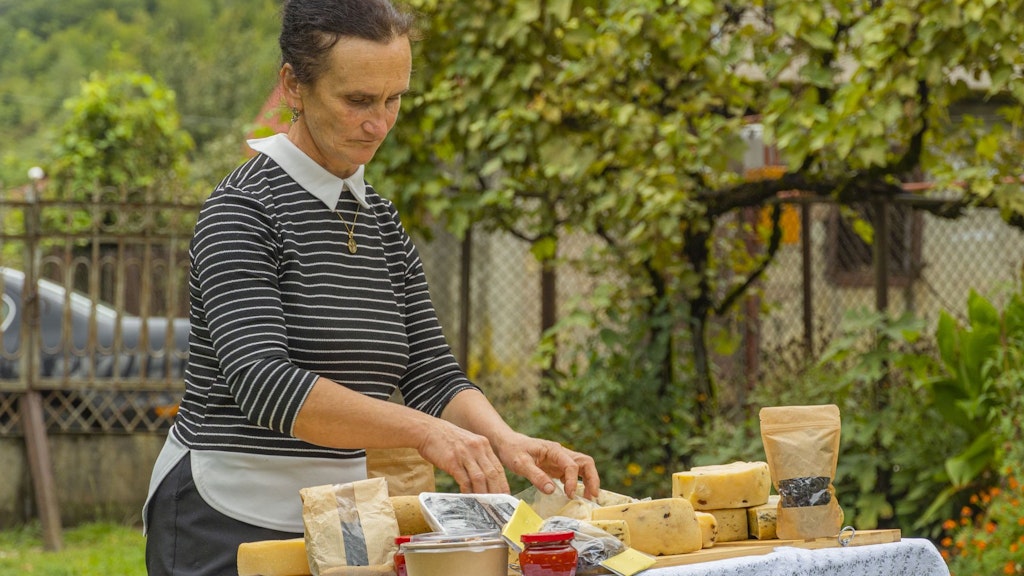 Nino Kavtaradze, lead farmer of dairy value chain Farmer Field School